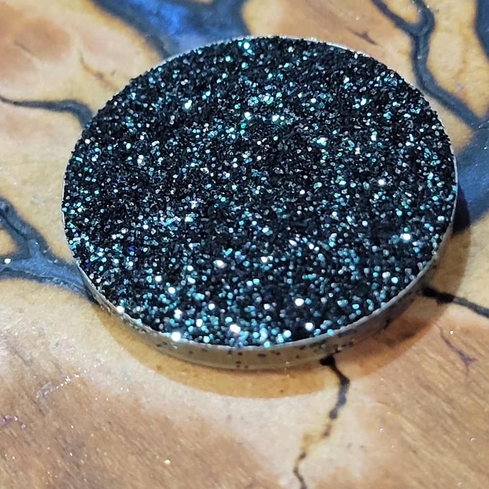 Pressed Glitter Eyeshadow